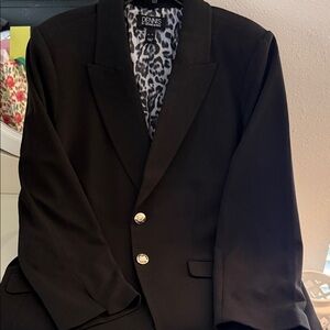 ♥️Dennis Basso Regular Luxe Crepe Black Blazer with Leopard Lining♥️